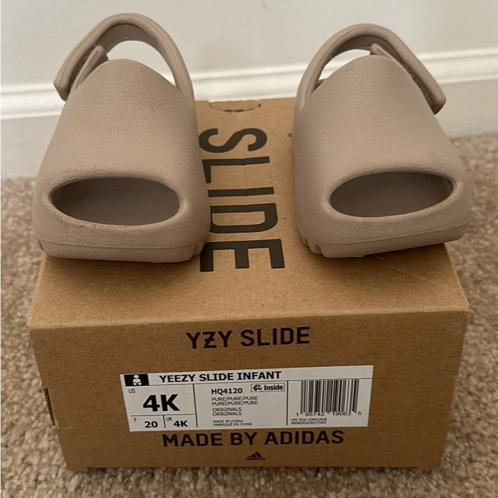 Tiny feet sandals!! So cute on babies! Quick and easy to put on their feet!